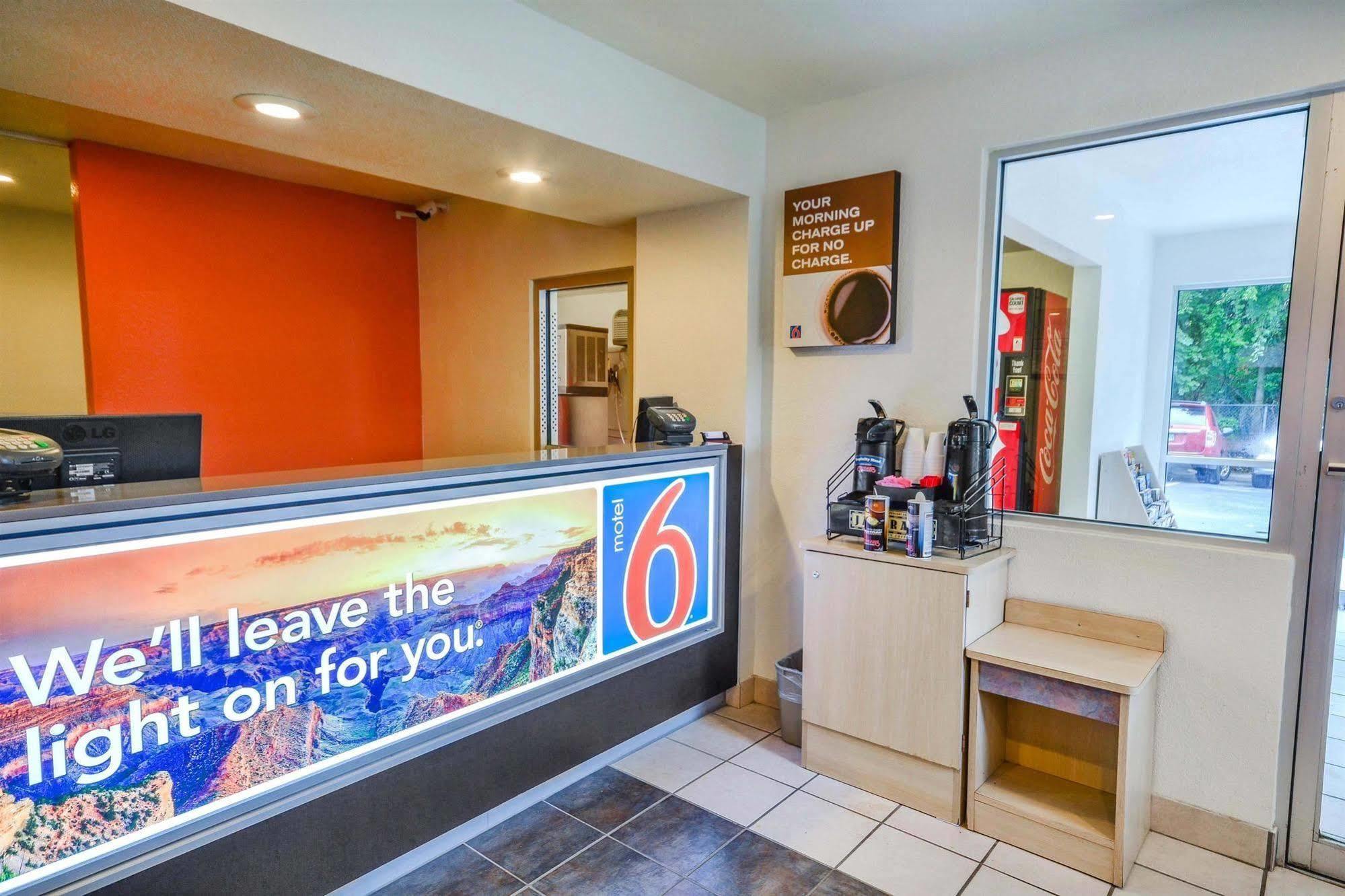 Motel 6-Huntsville, Tx Exteriör bild