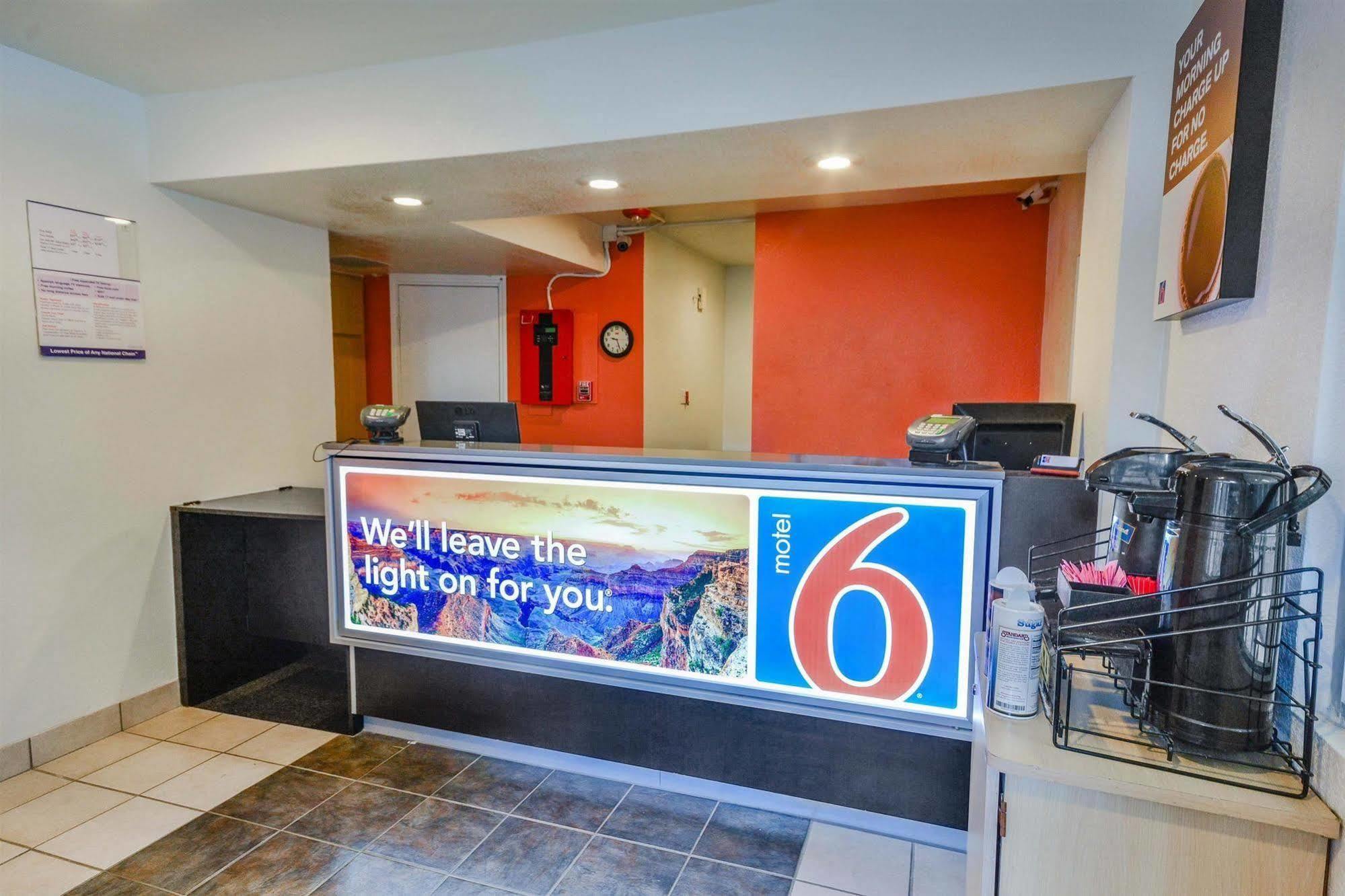 Motel 6-Huntsville, Tx Exteriör bild