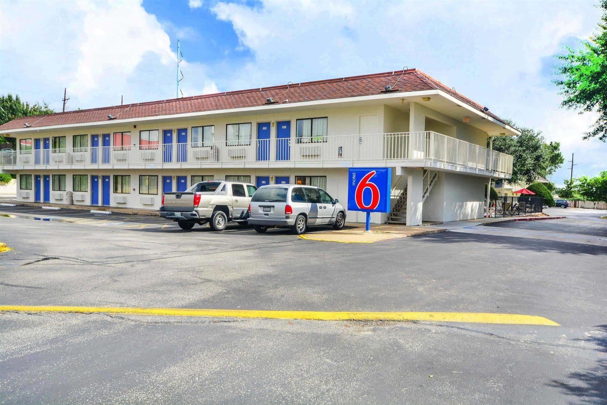Motel 6-Huntsville, Tx Exteriör bild